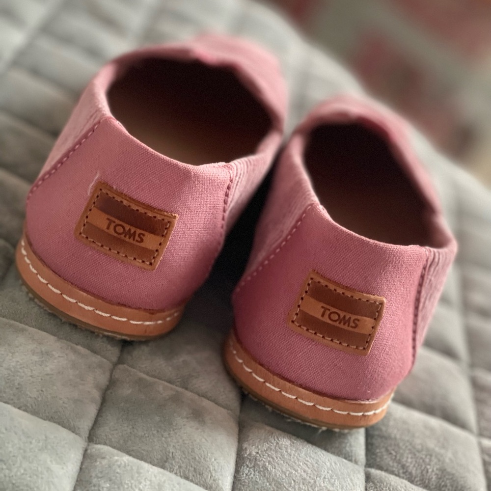 TOMS Women's Pink Corduroy Slip-On Flats ~ Size 7.5 - Picture 7 of 9